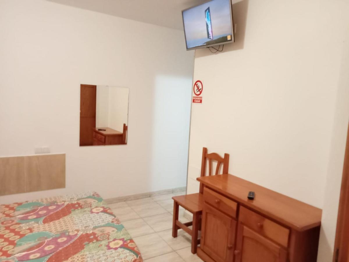 Alojamiento Playa Chica, Los Pozos Habitaciones Пуэрто-дель-Росарио Экстерьер фото